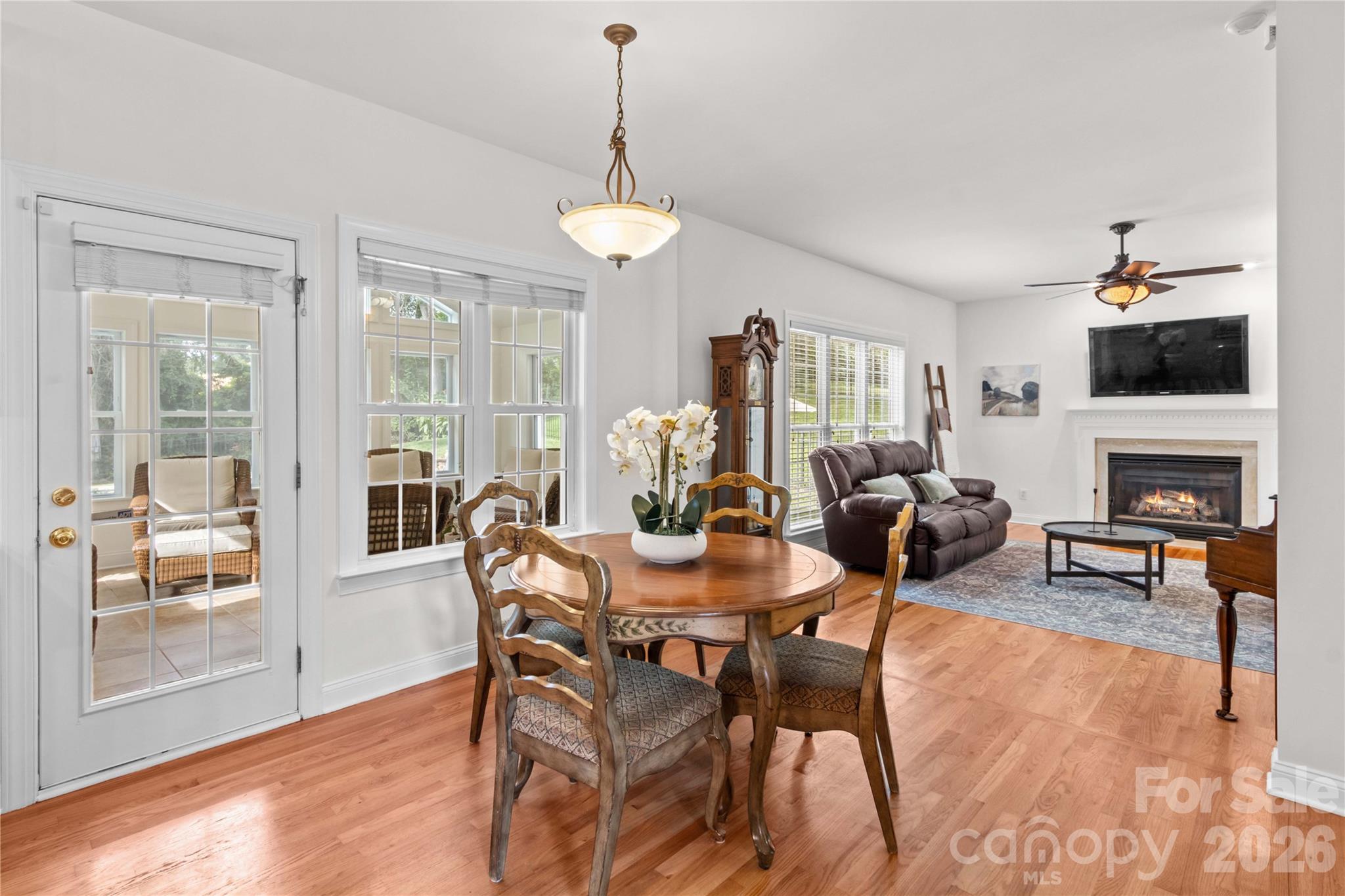11917 Ulsten Lane — Huntersville