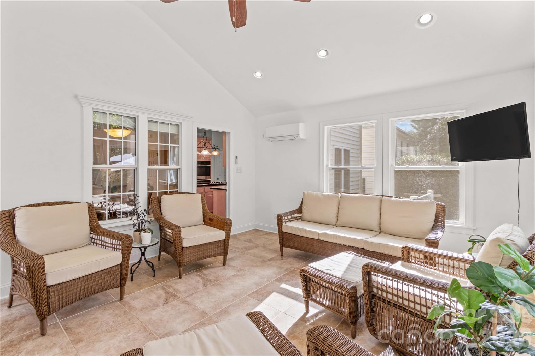 11917 Ulsten Lane — Huntersville
