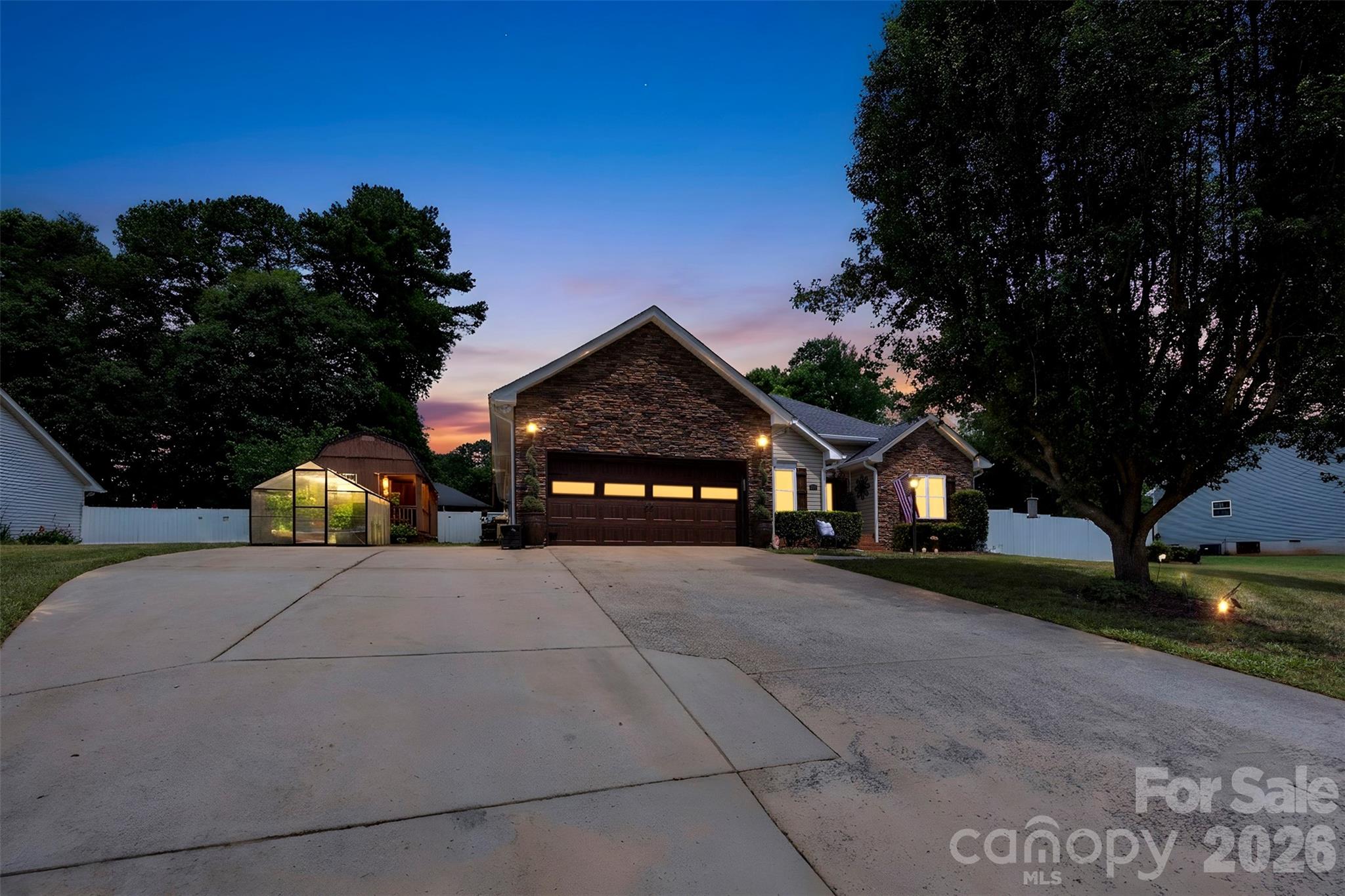 200 Brooks Drive — Stanley