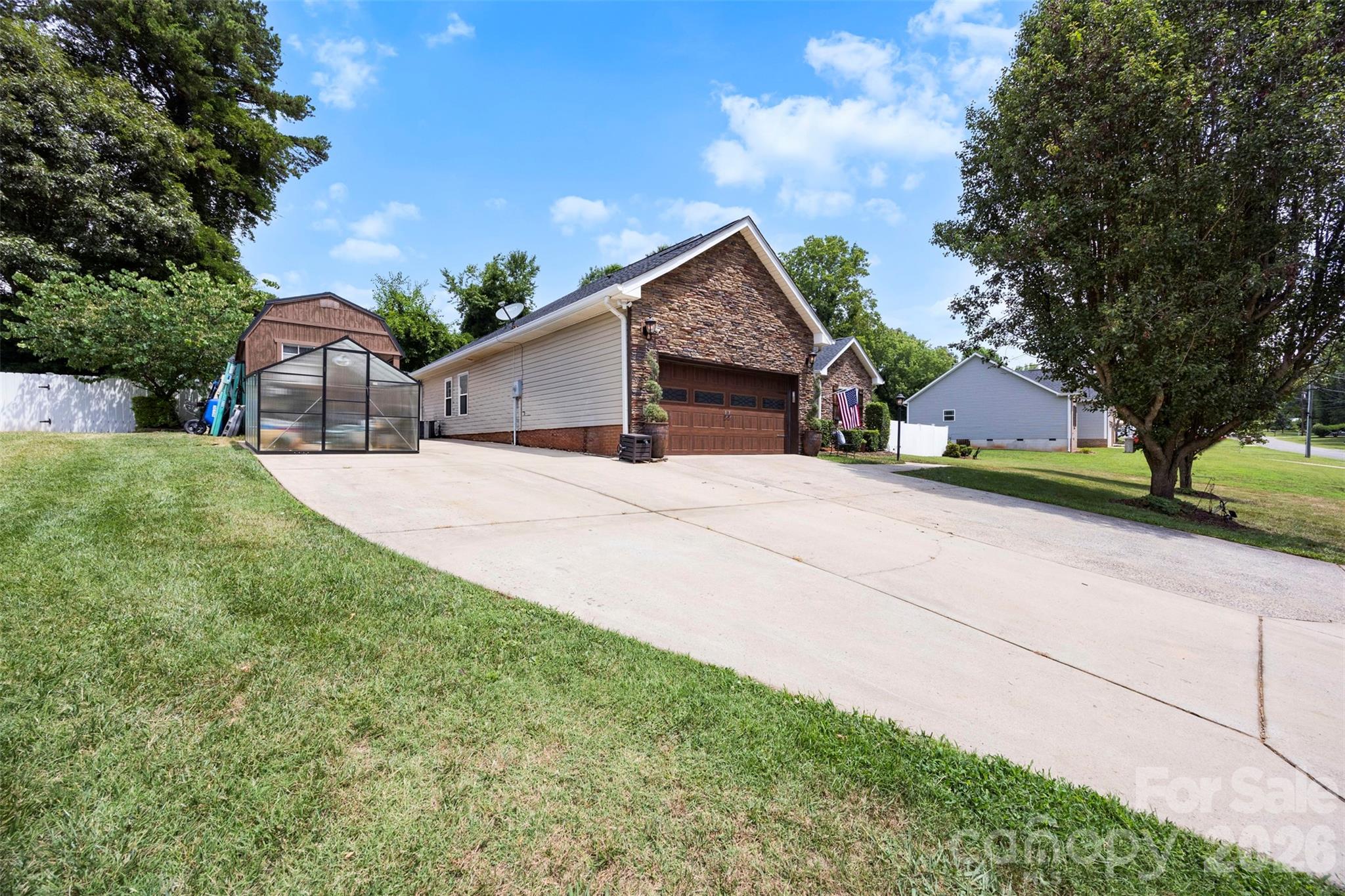 200 Brooks Drive — Stanley