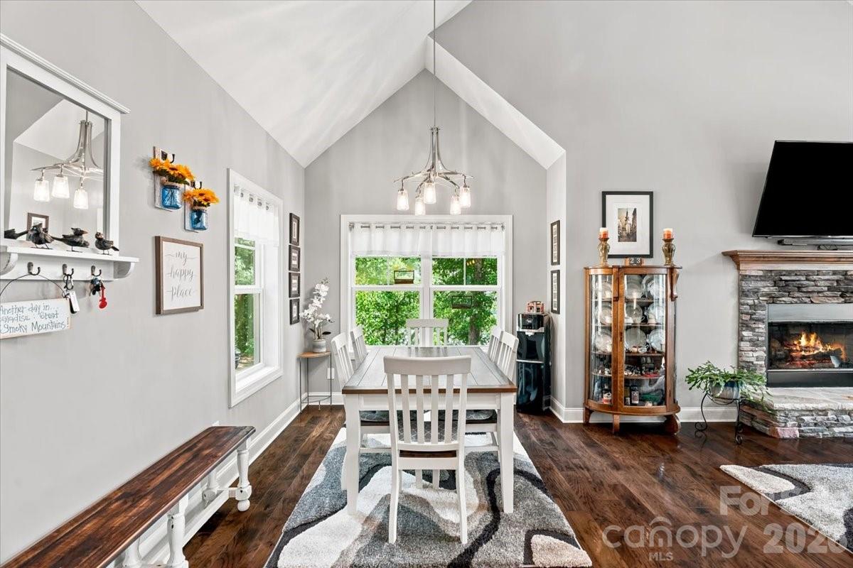 204 Mostert Drive — Asheville