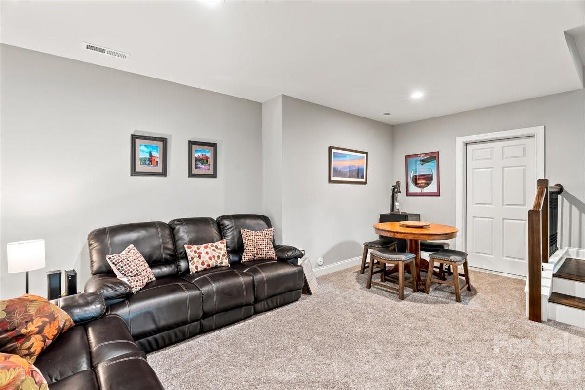 204 Mostert Drive — Asheville