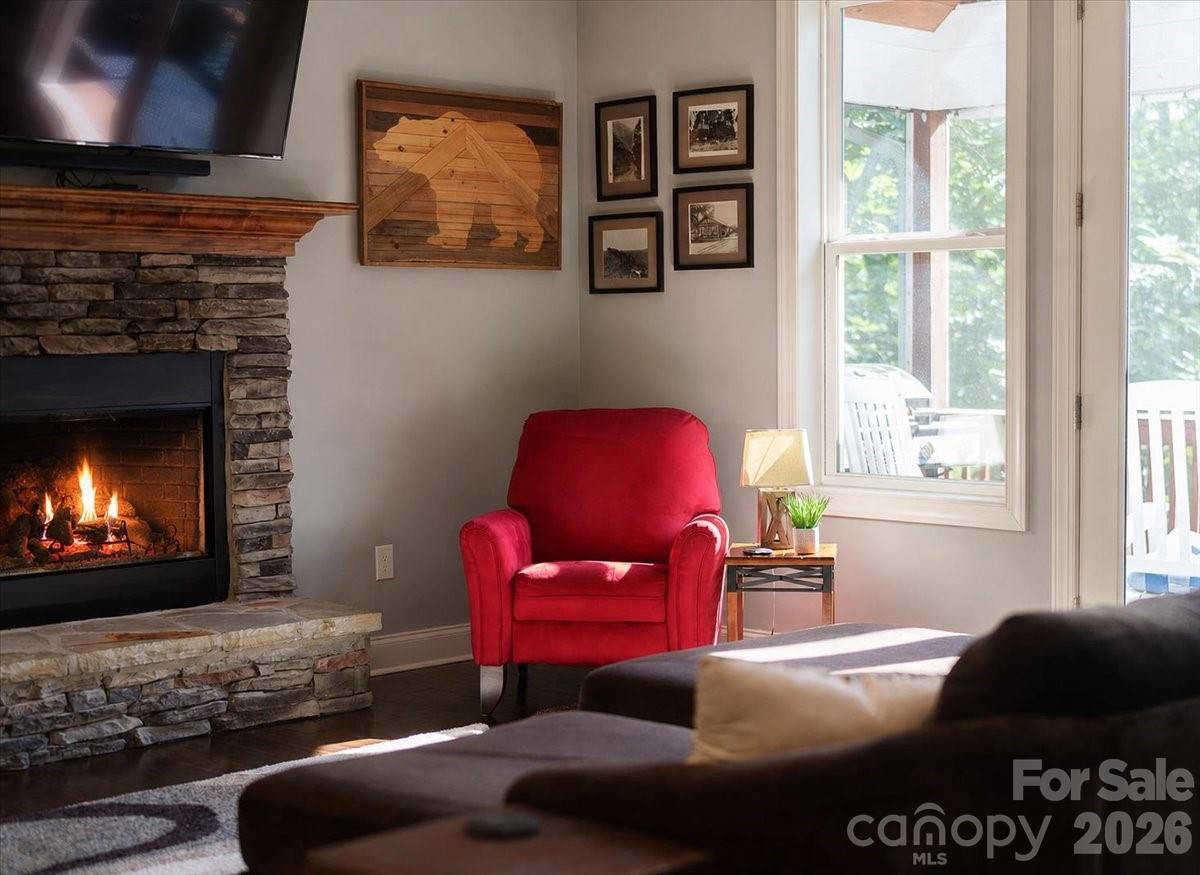 204 Mostert Drive — Asheville
