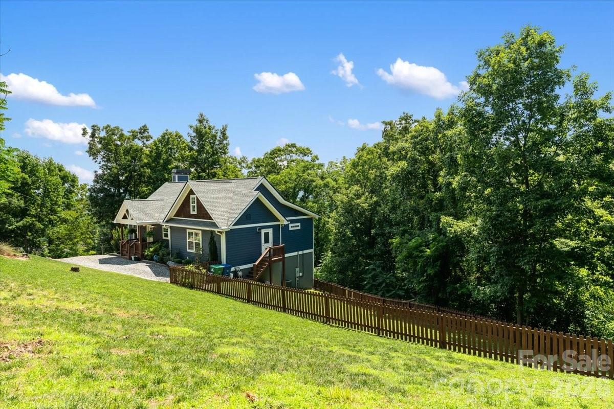 204 Mostert Drive — Asheville