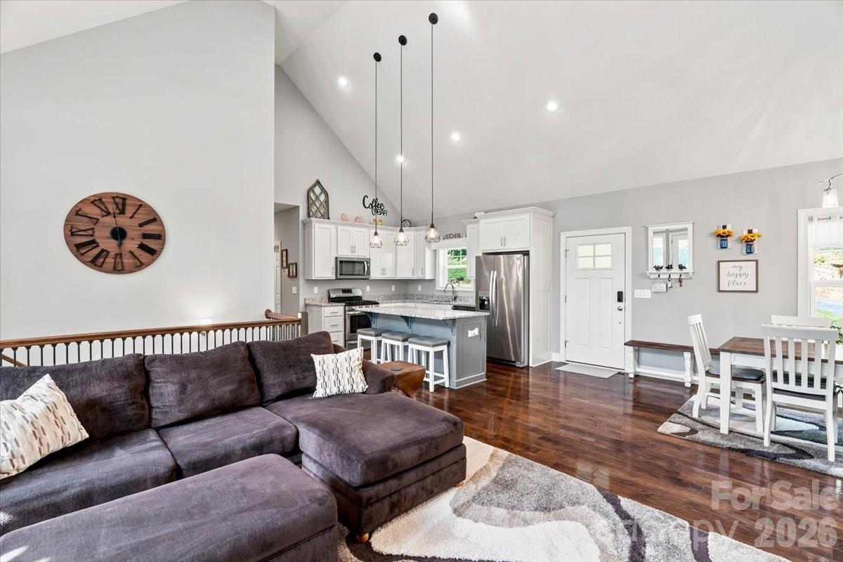 204 Mostert Drive — Asheville