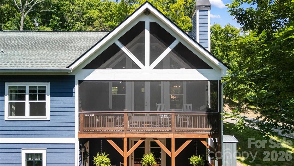 204 Mostert Drive — Asheville