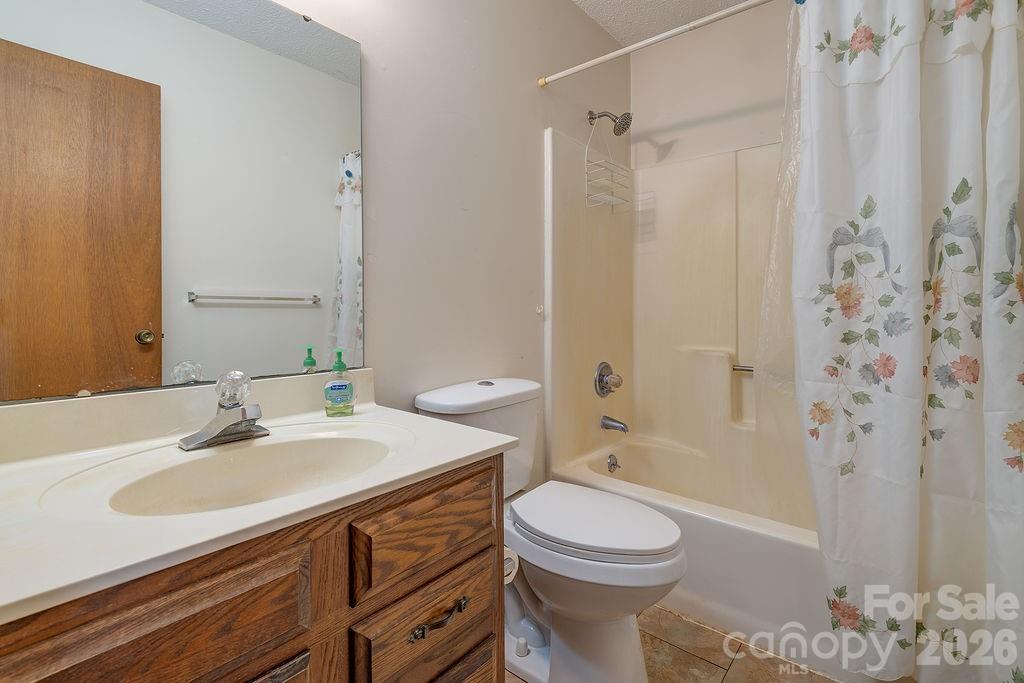 216 Pickens Road — Weaverville
