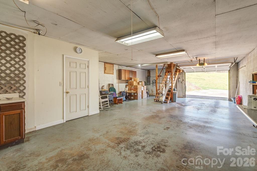 216 Pickens Road — Weaverville