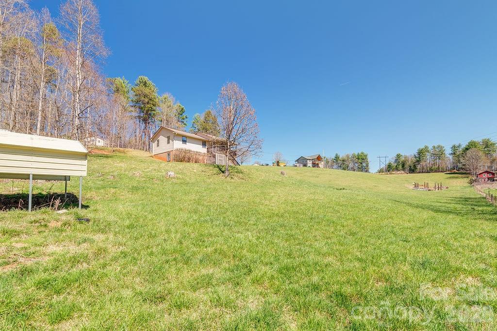 216 Pickens Road — Weaverville