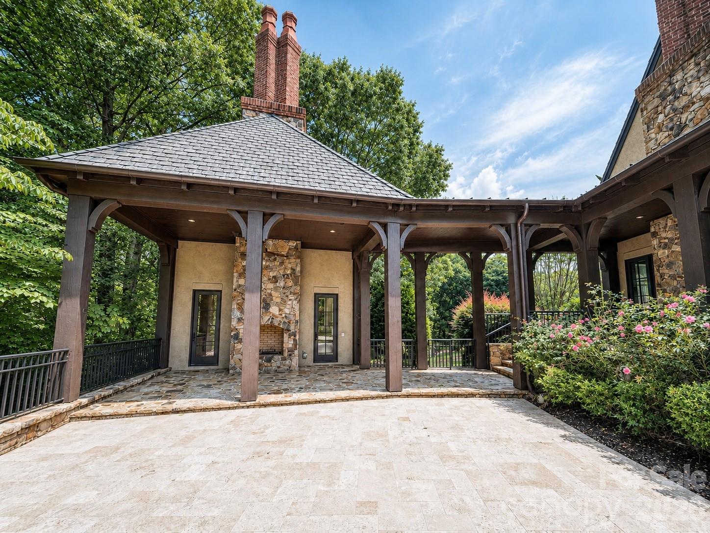 8600 Longview Club Drive — Waxhaw