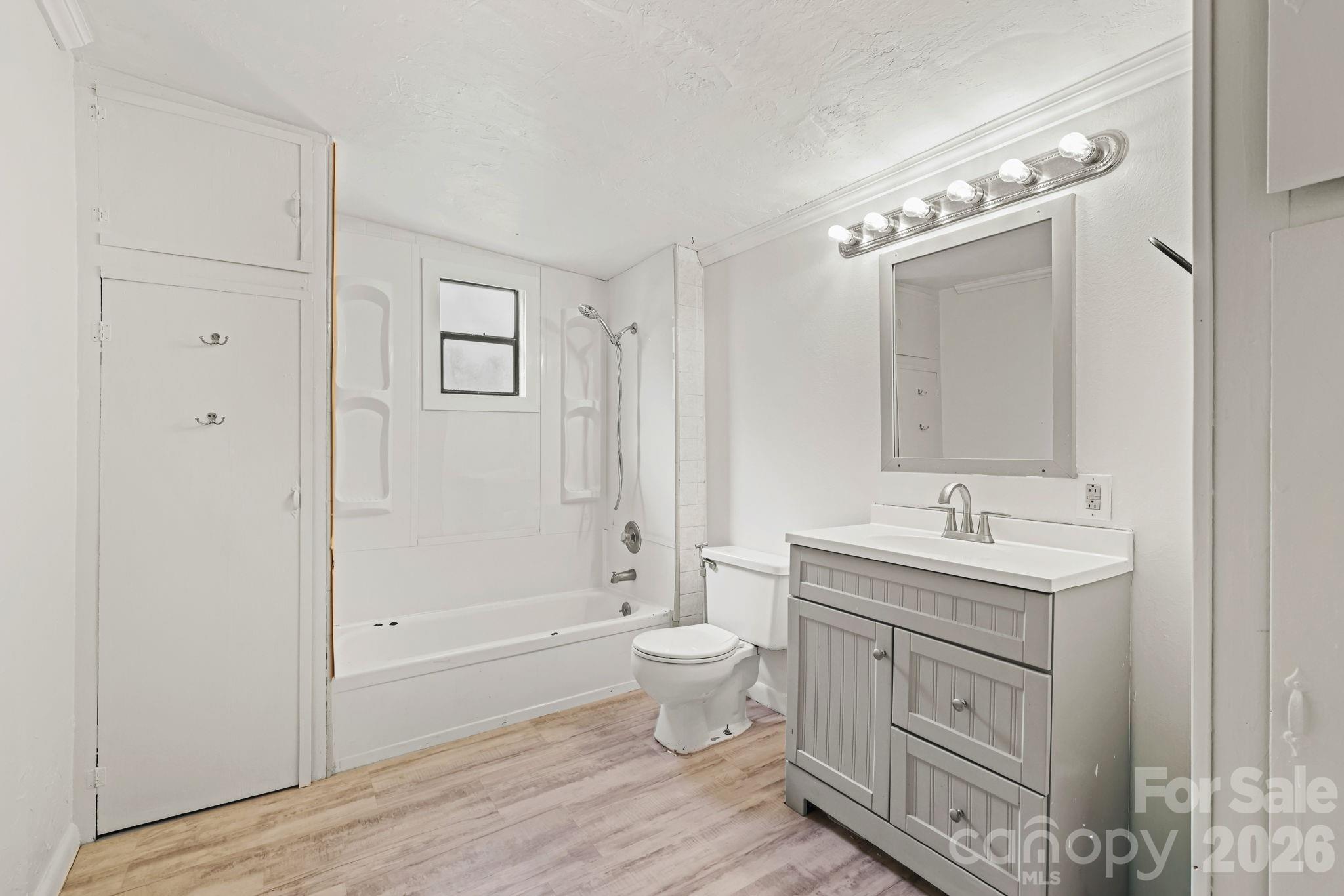 6115 Skyland Drive — Sylva