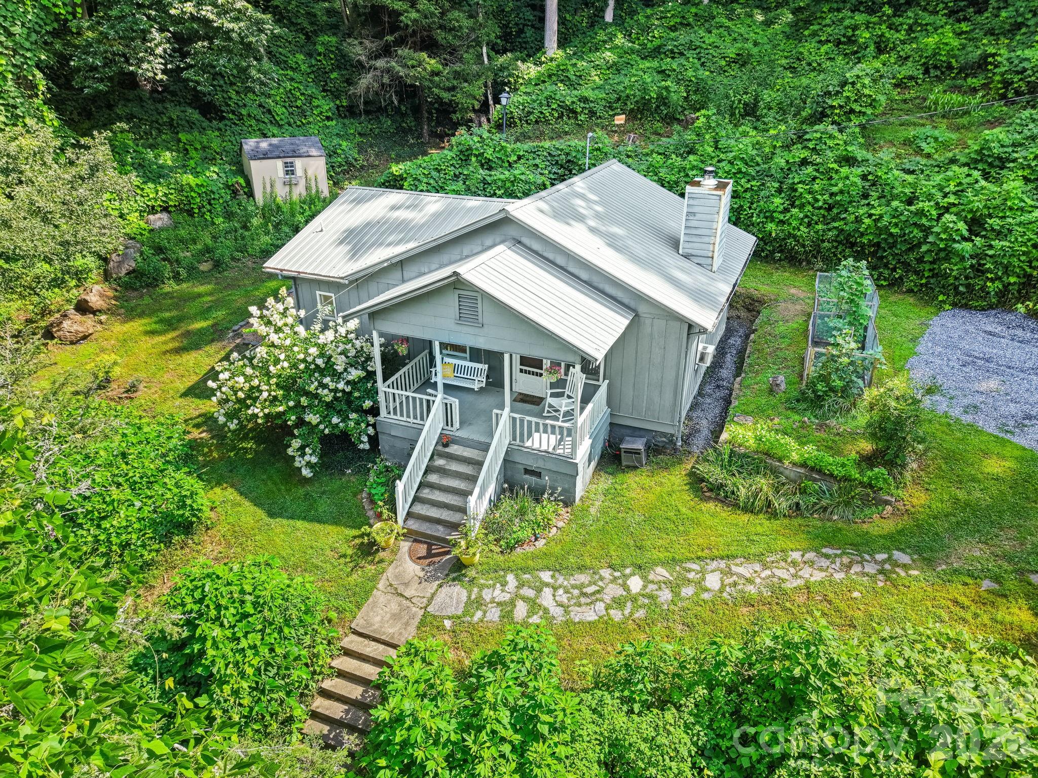 6115 Skyland Drive — Sylva