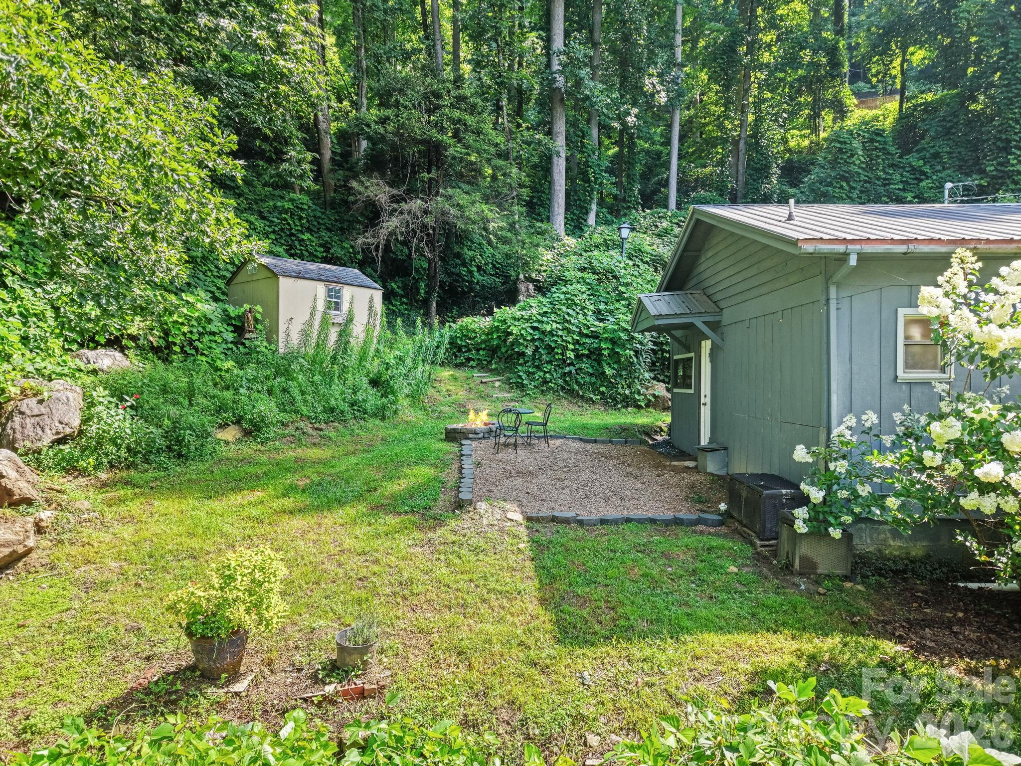 6115 Skyland Drive — Sylva