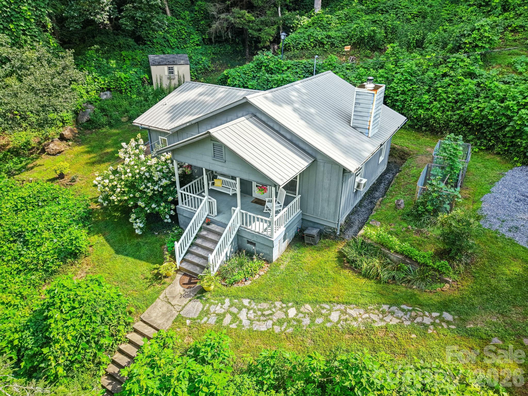 6115 Skyland Drive — Sylva