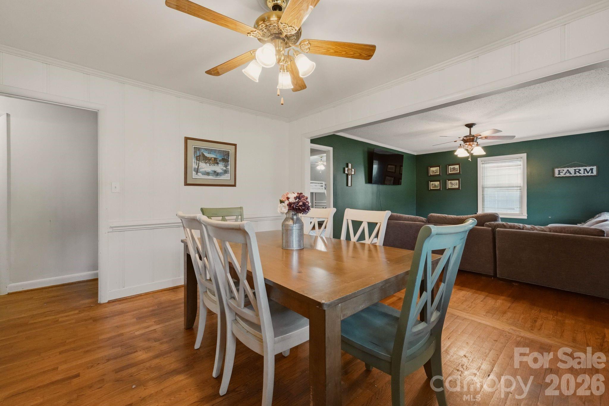 112 Brookside Drive — Union