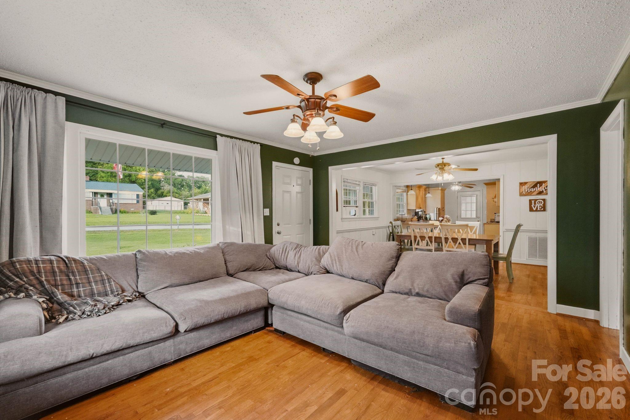 112 Brookside Drive — Union