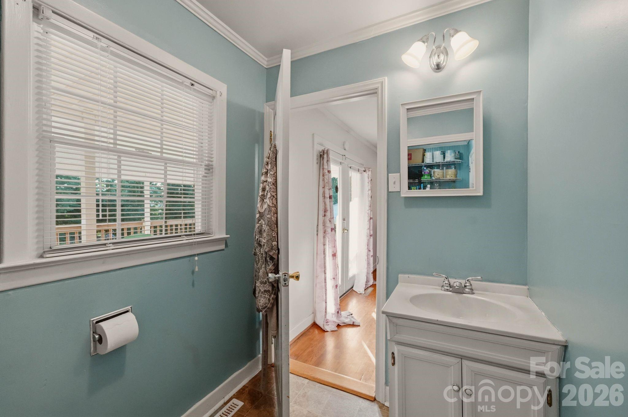 112 Brookside Drive — Union