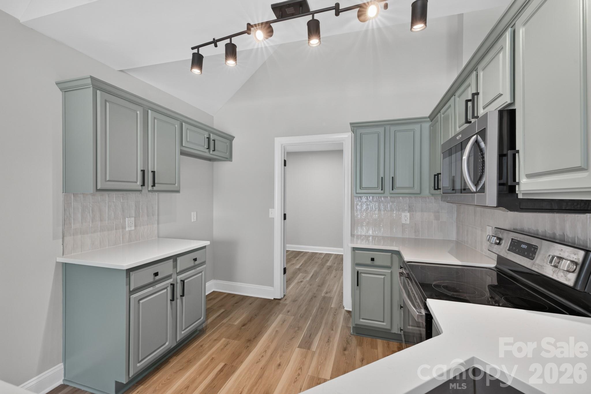 1001 Loch Lomond Circle — Concord