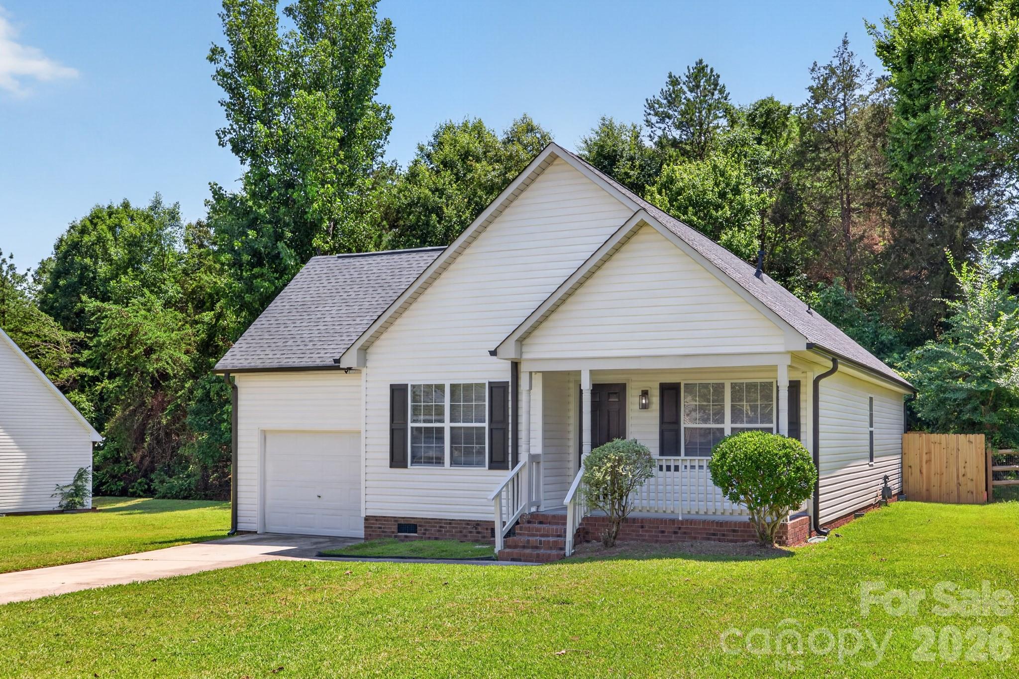 1001 Loch Lomond Circle — Concord