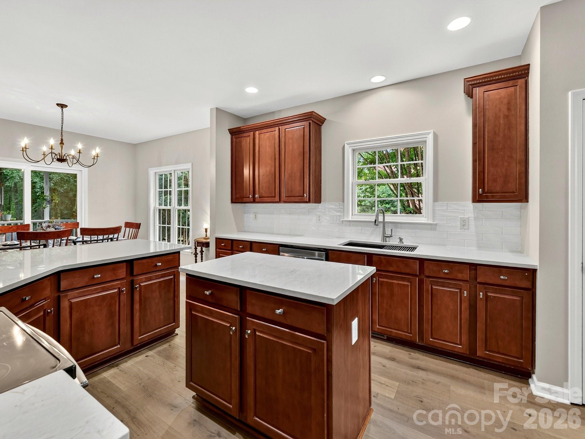 8505 Tintinhull Lane — Waxhaw