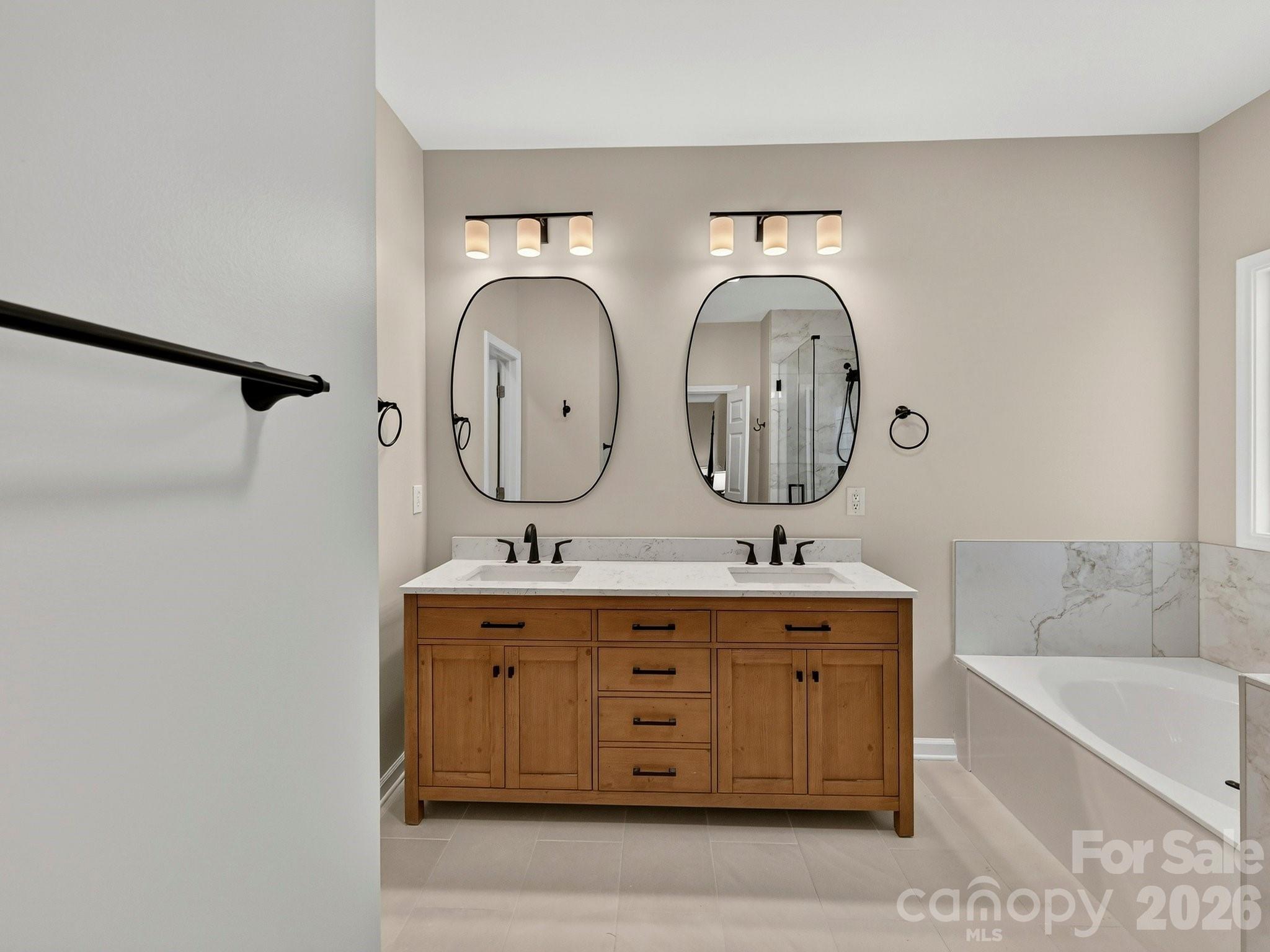 8505 Tintinhull Lane — Waxhaw