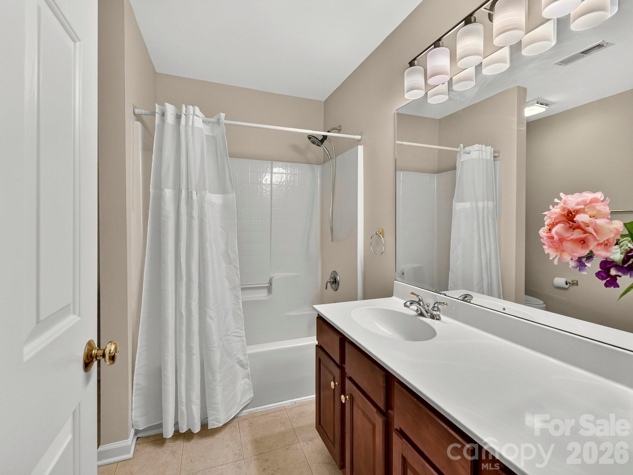 8505 Tintinhull Lane — Waxhaw
