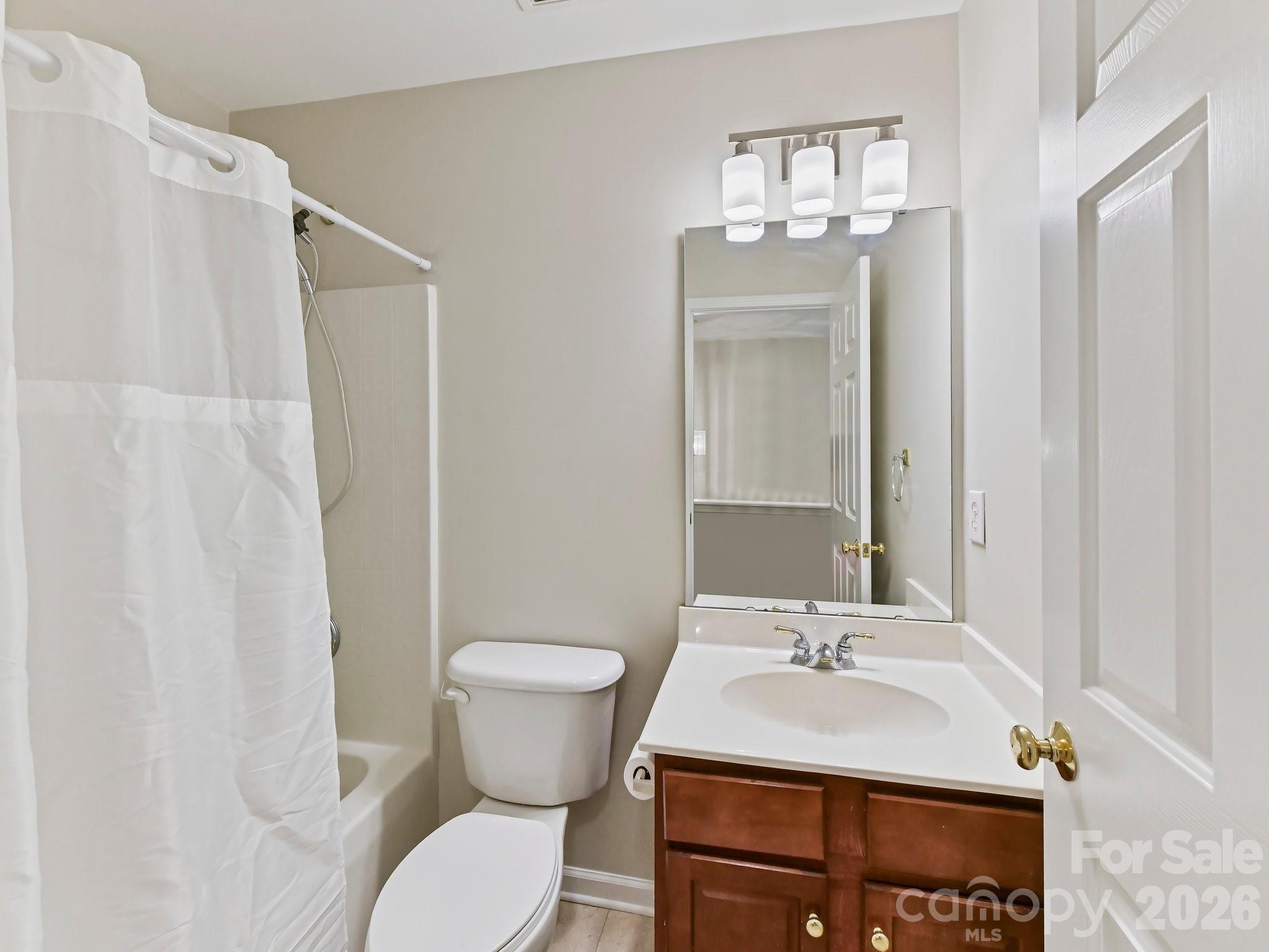 8505 Tintinhull Lane — Waxhaw