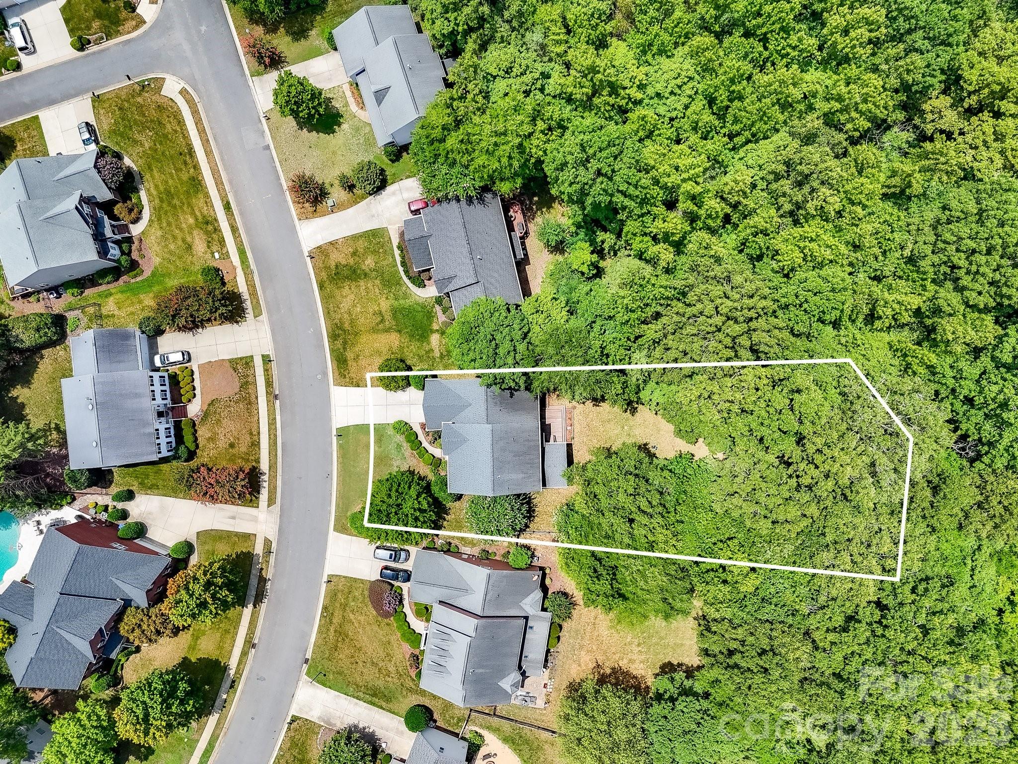 8505 Tintinhull Lane — Waxhaw