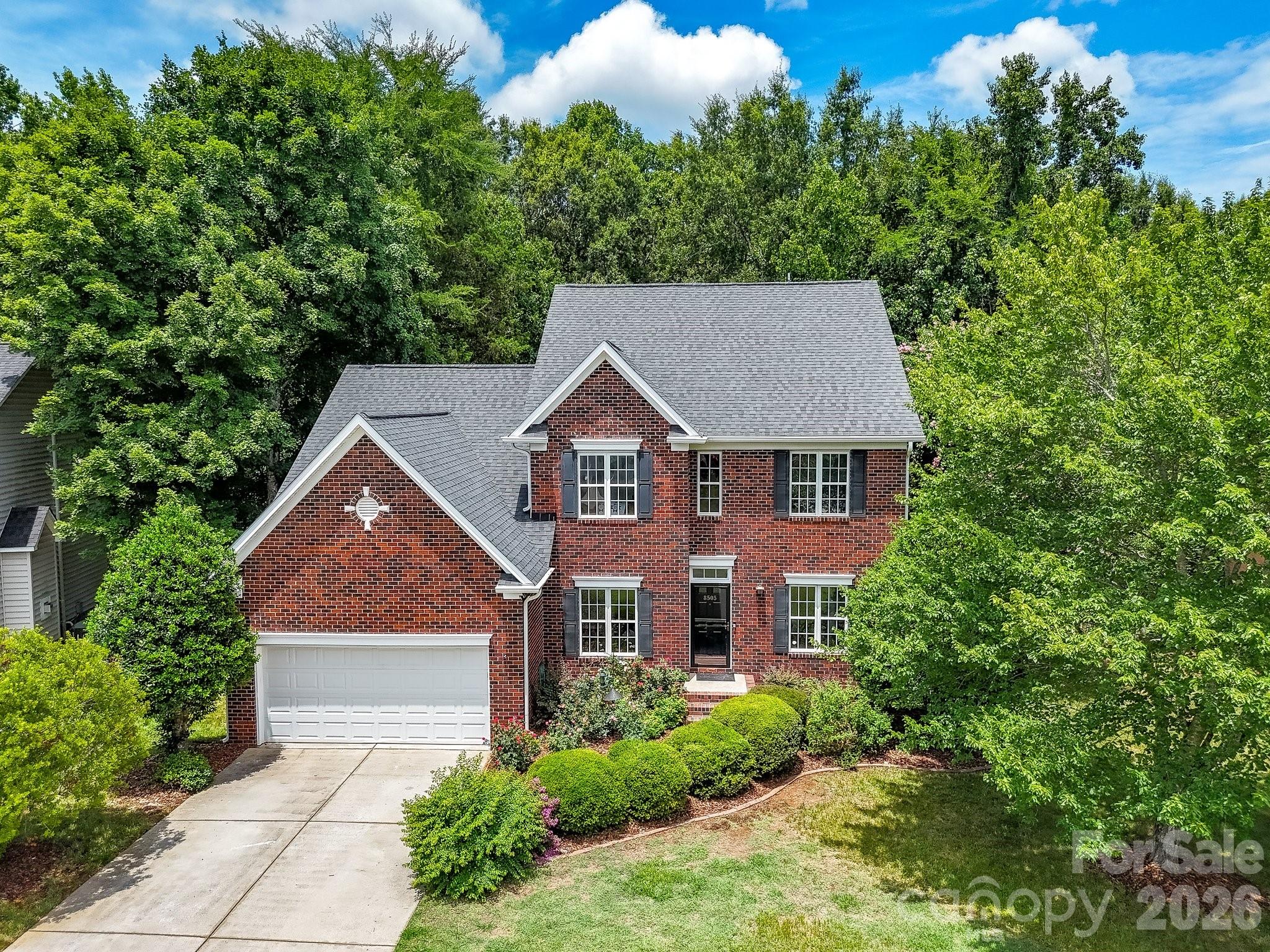 8505 Tintinhull Lane — Waxhaw