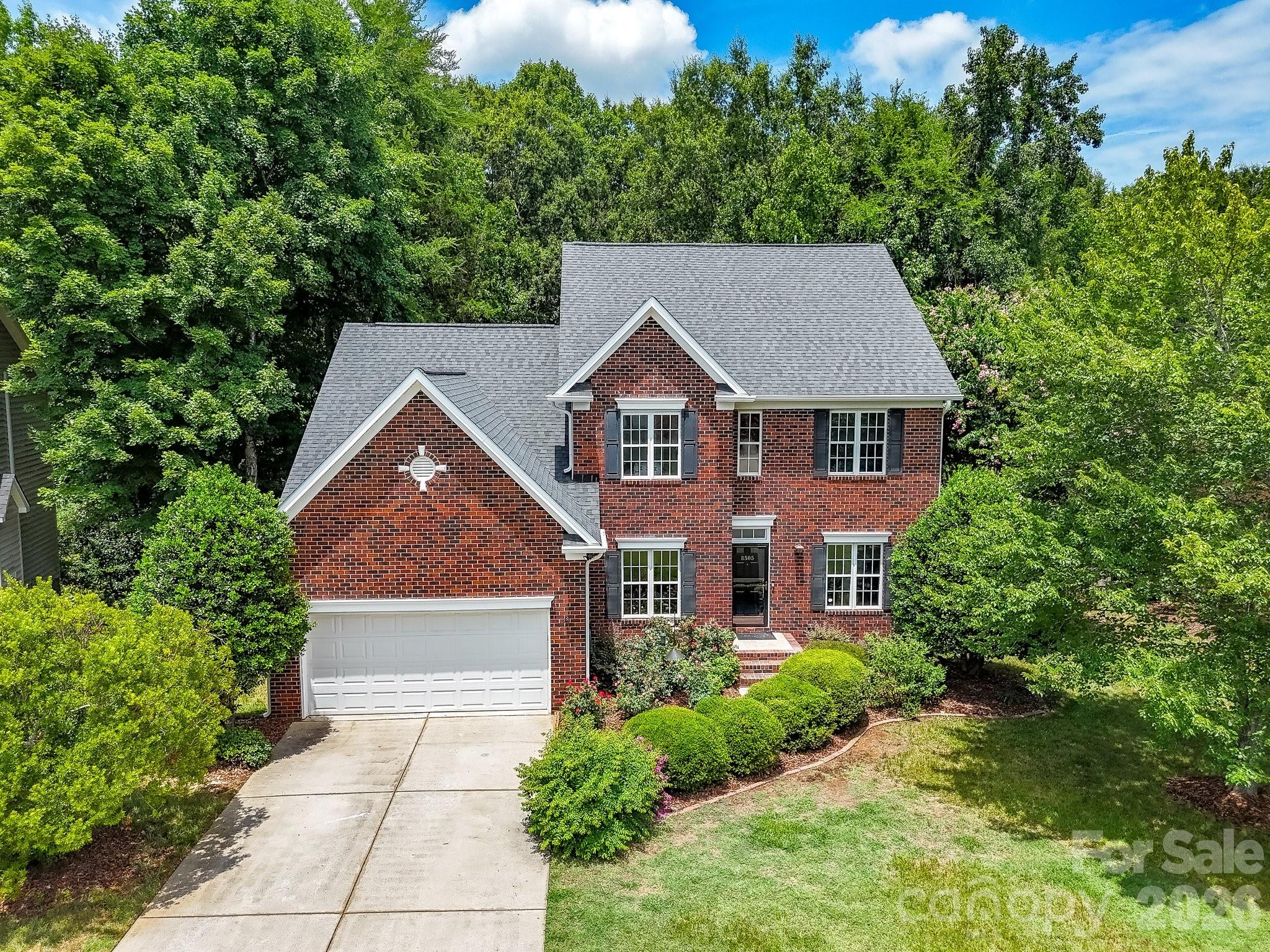 8505 Tintinhull Lane — Waxhaw