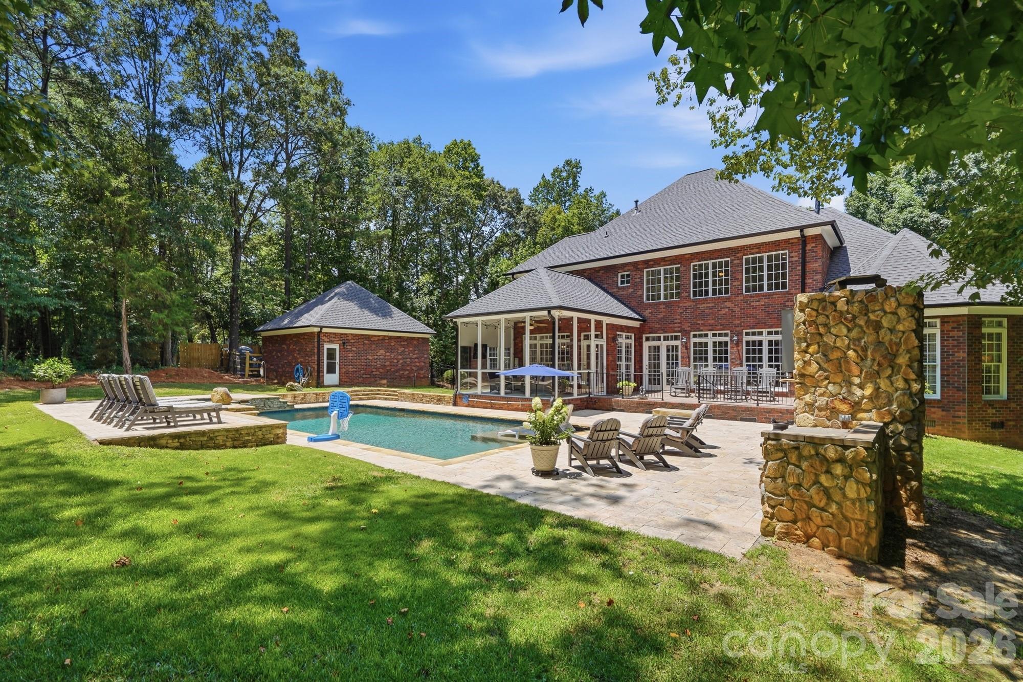 832 Savile Lane — Fort Mill