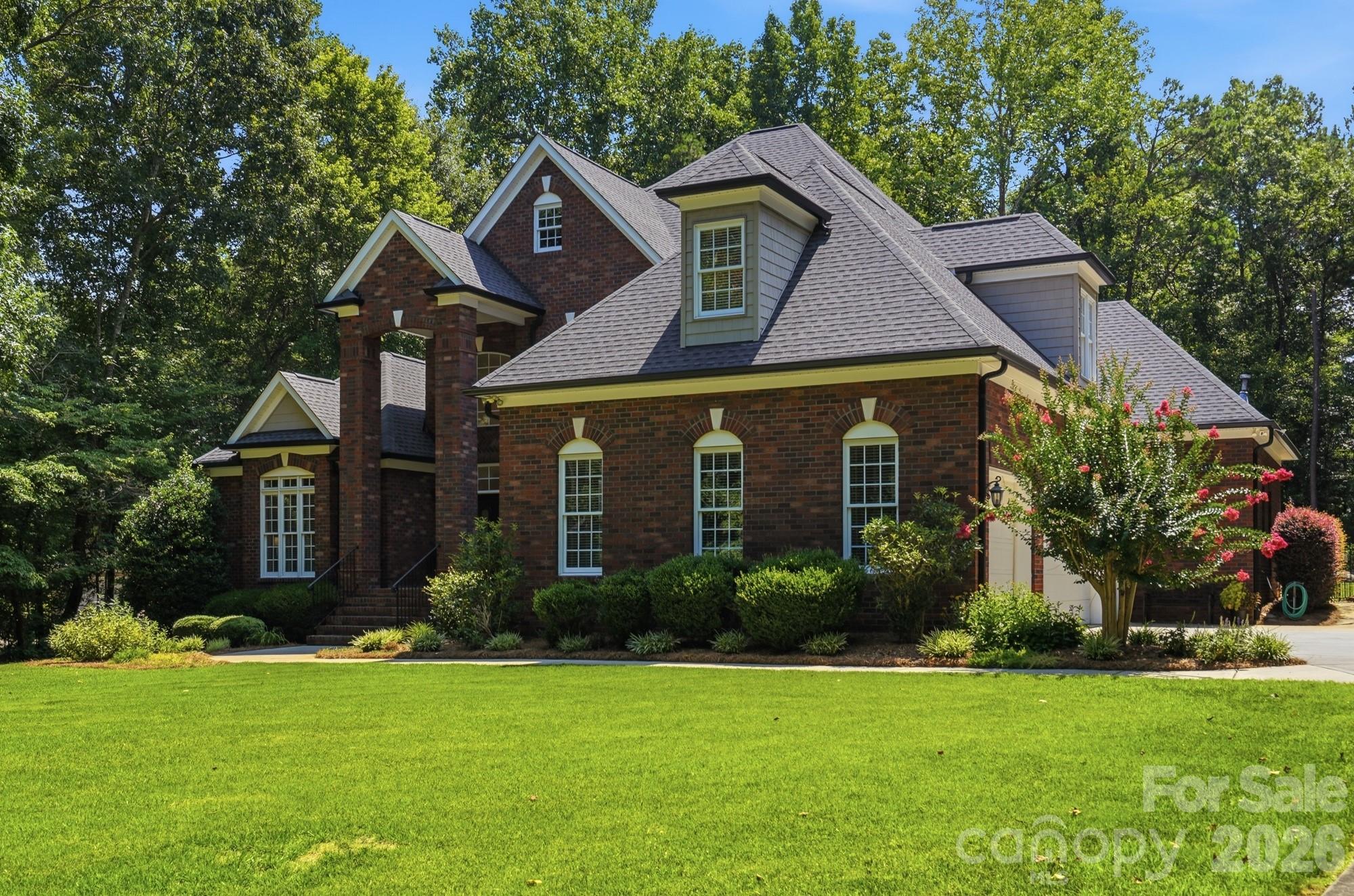 832 Savile Lane — Fort Mill