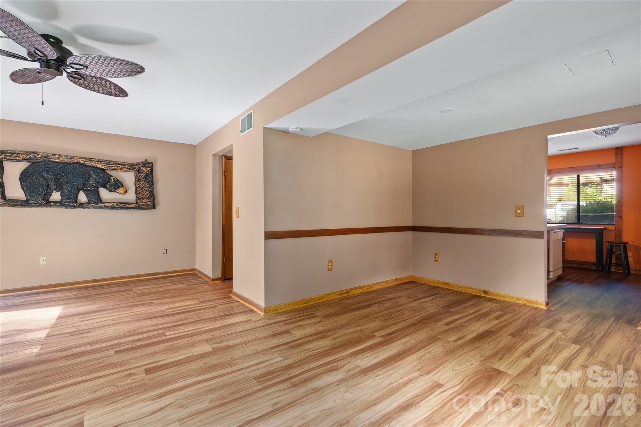 37 George Circle — Maggie Valley