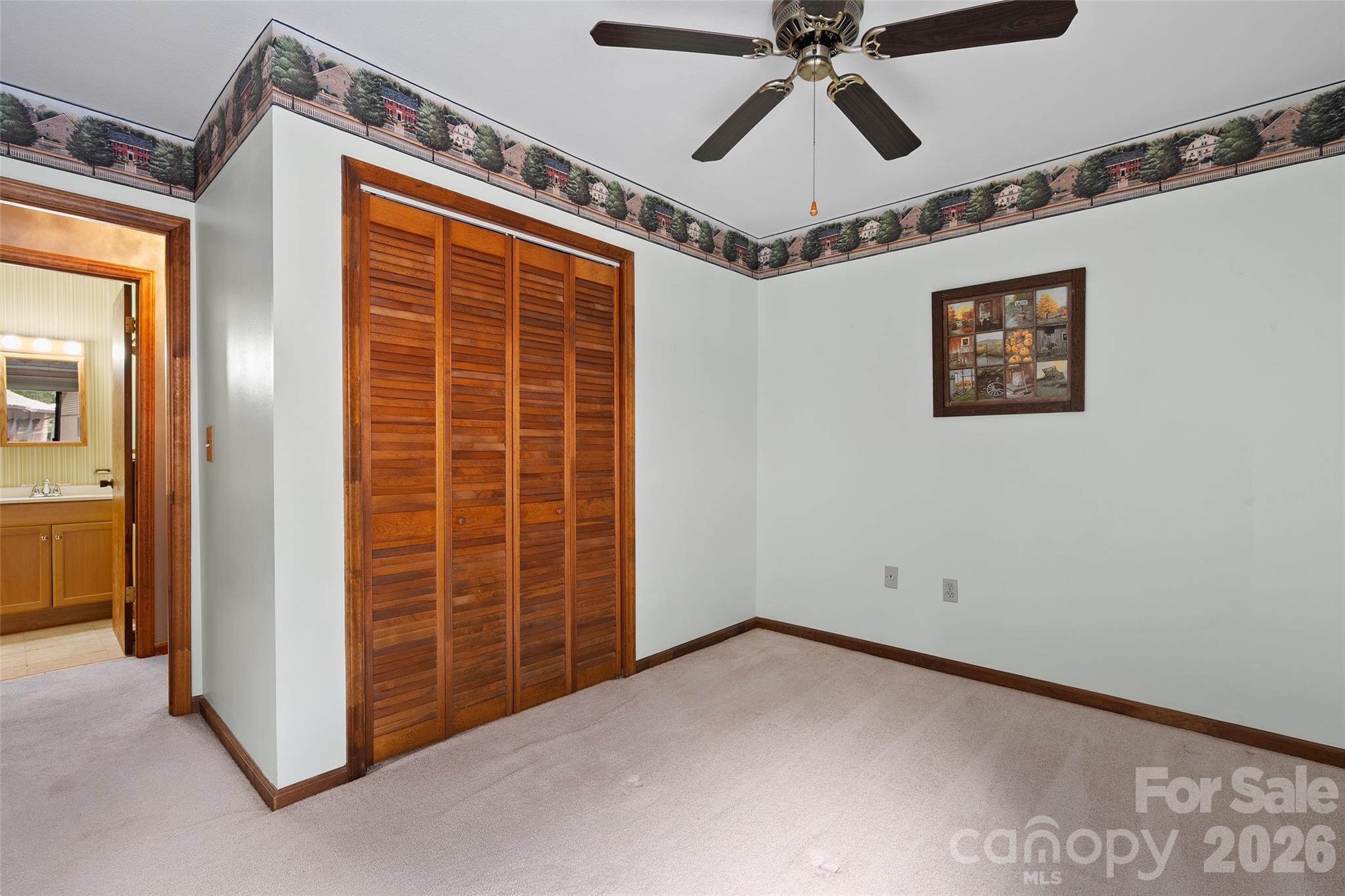 37 George Circle — Maggie Valley