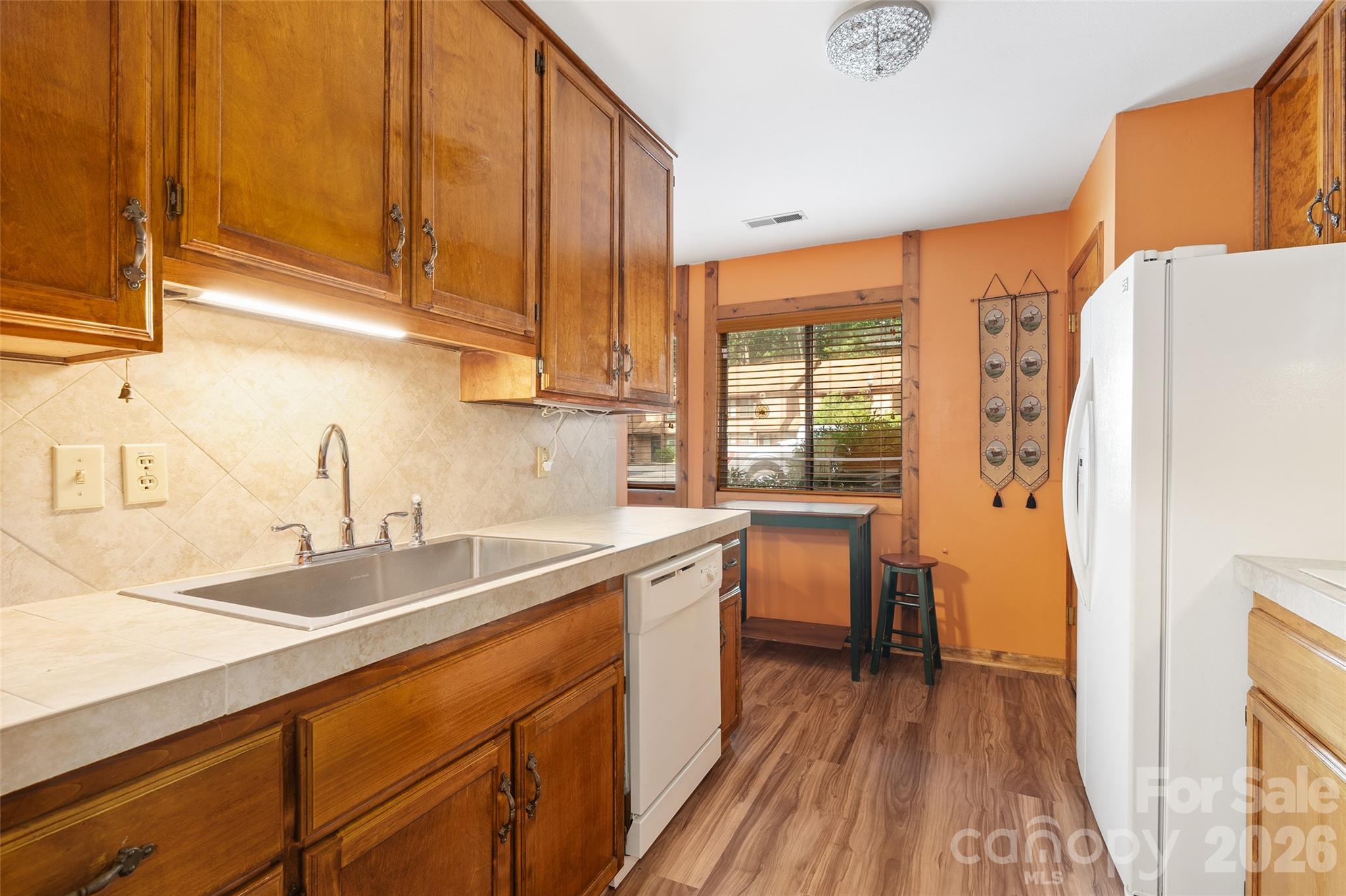 37 George Circle — Maggie Valley