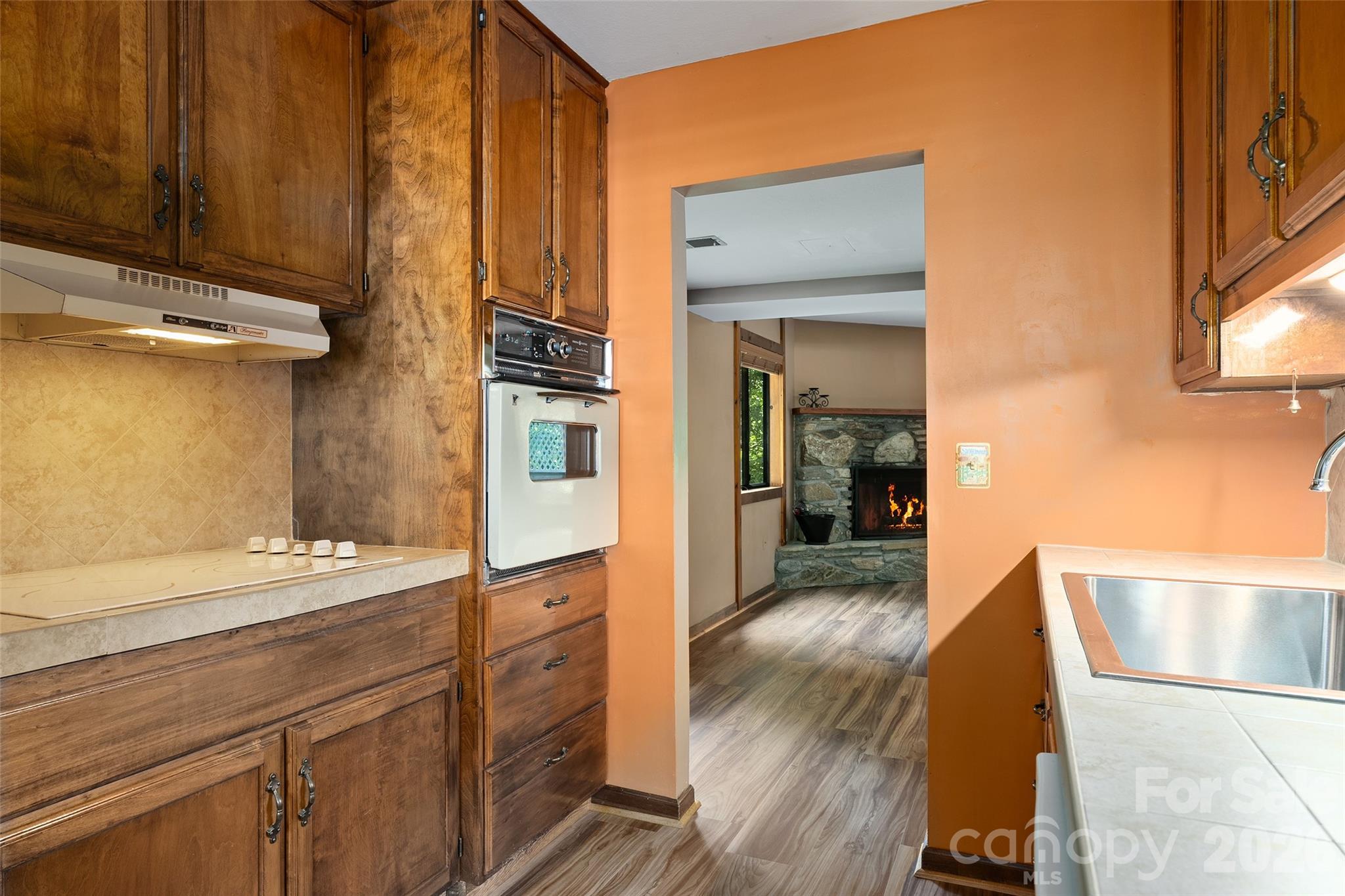 37 George Circle — Maggie Valley