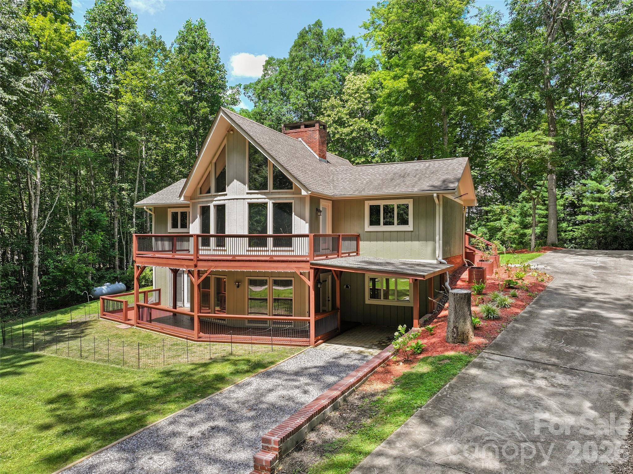 82 Sunburst Drive — Waynesville