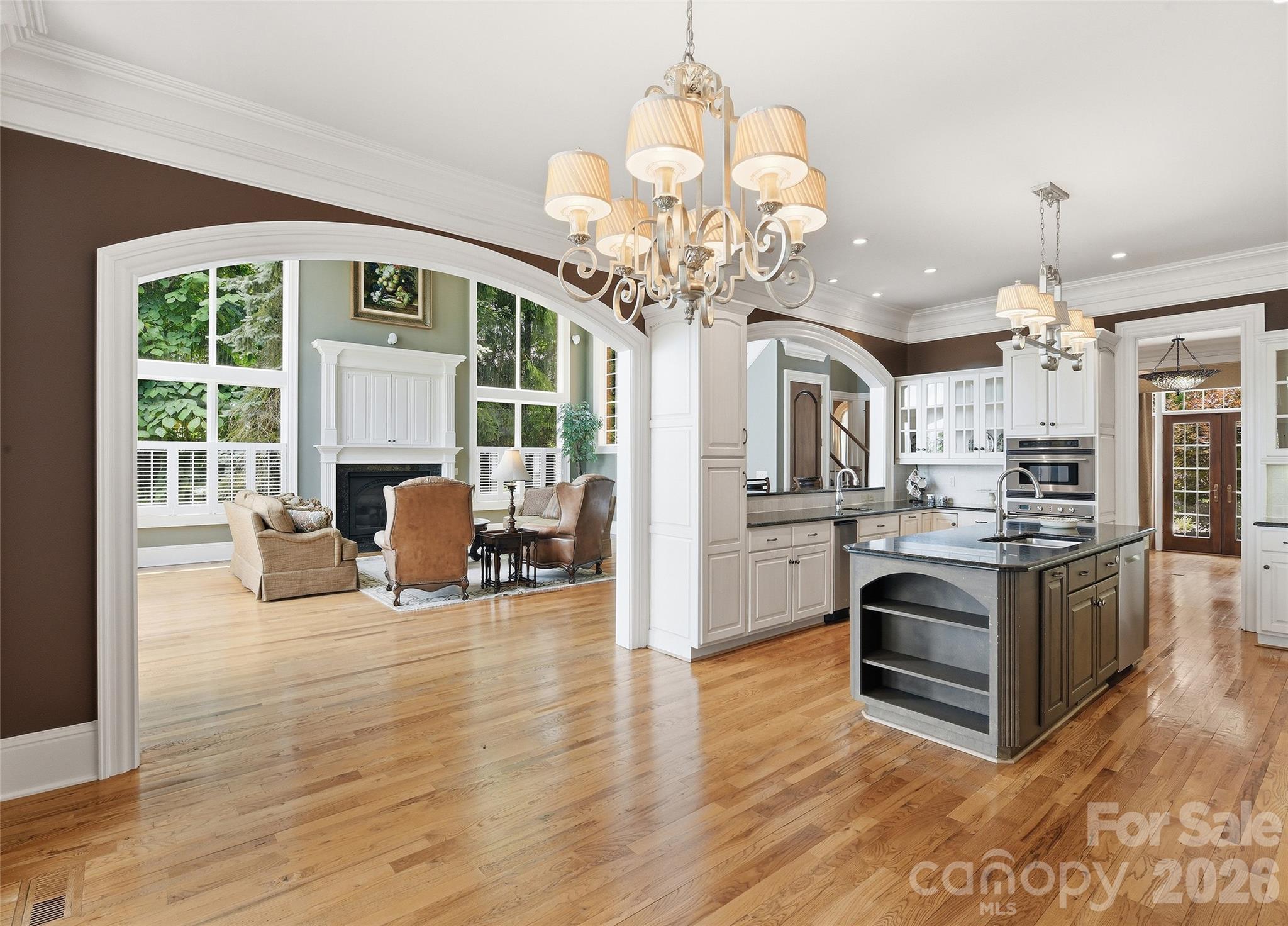 106 Coyote Ridge — Maggie Valley