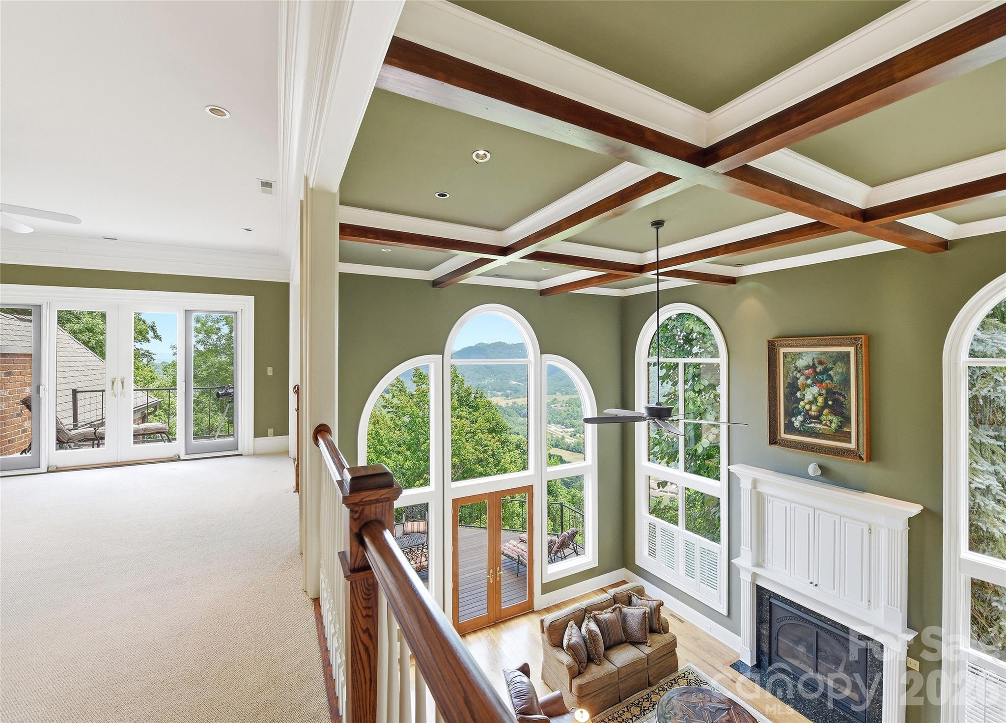 106 Coyote Ridge — Maggie Valley