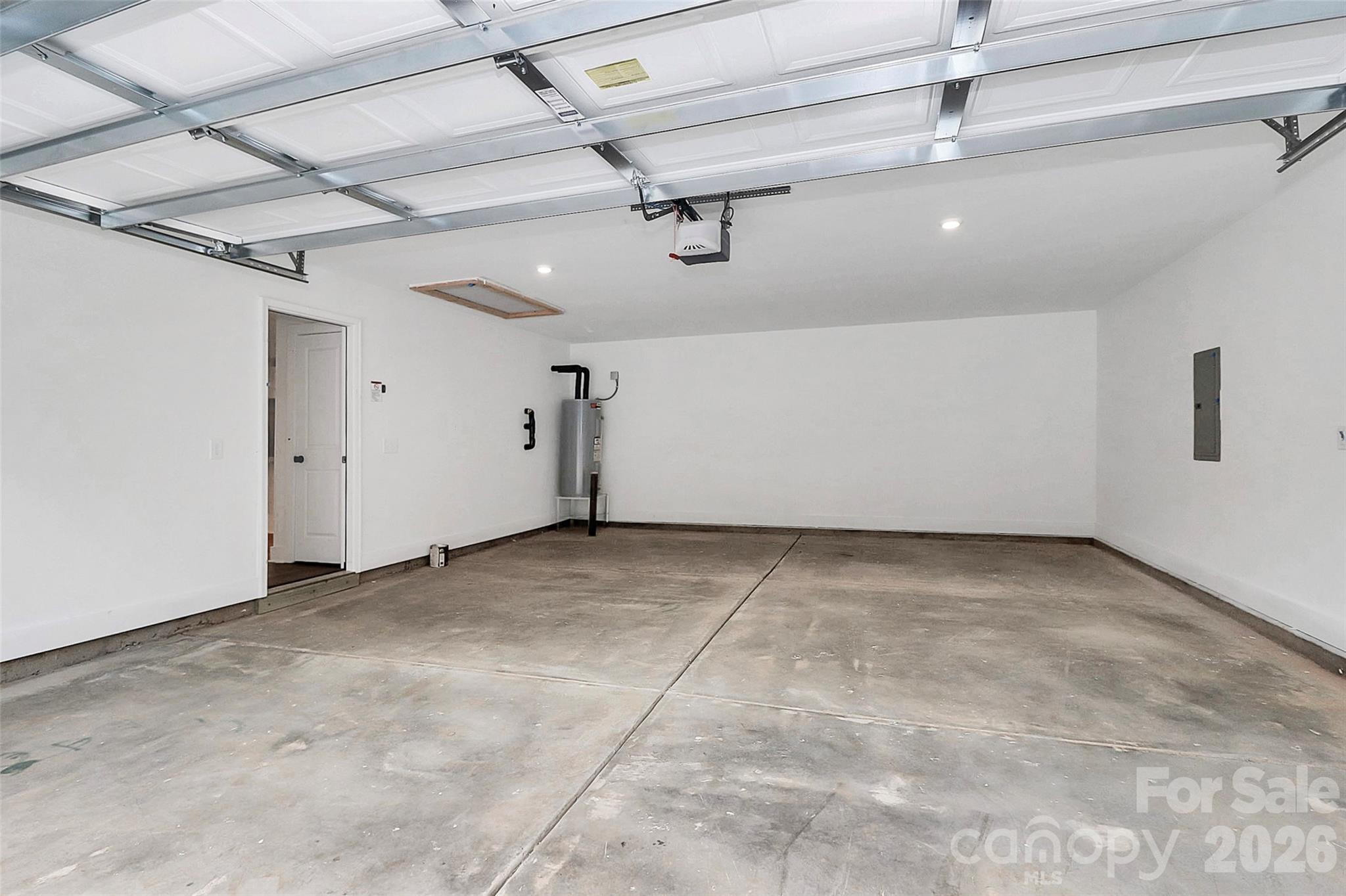 816 Winding Brook Road — Monroe
