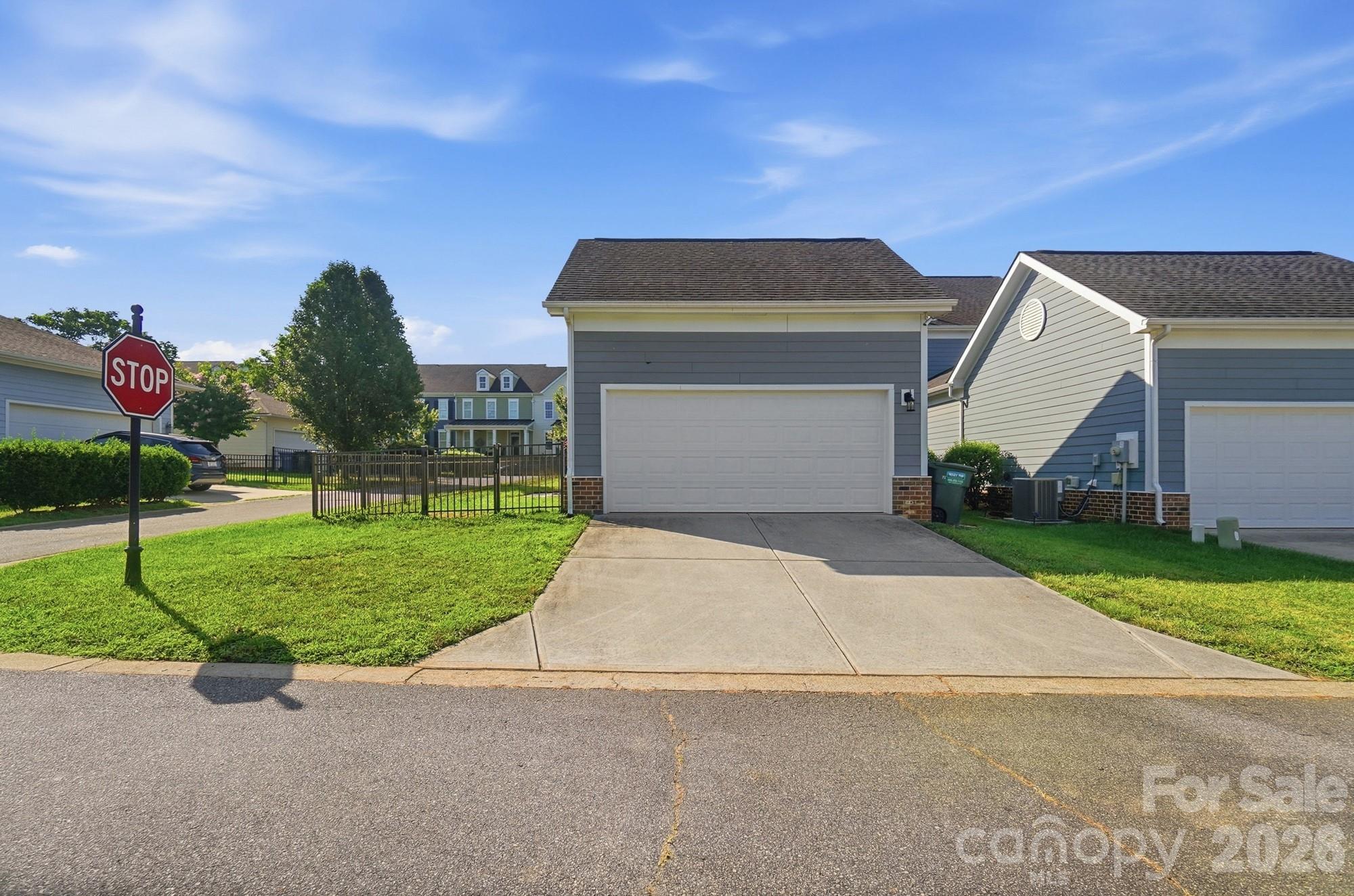6217 Hove Road — Mint Hill