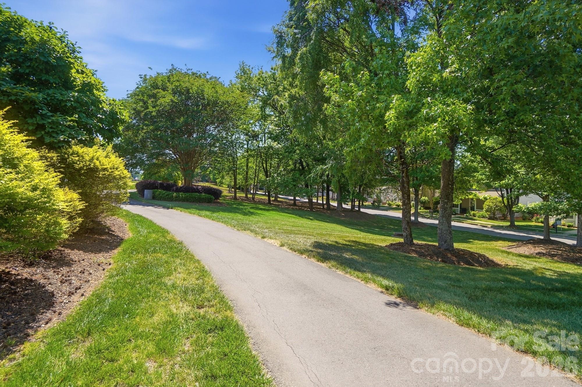 6217 Hove Road — Mint Hill