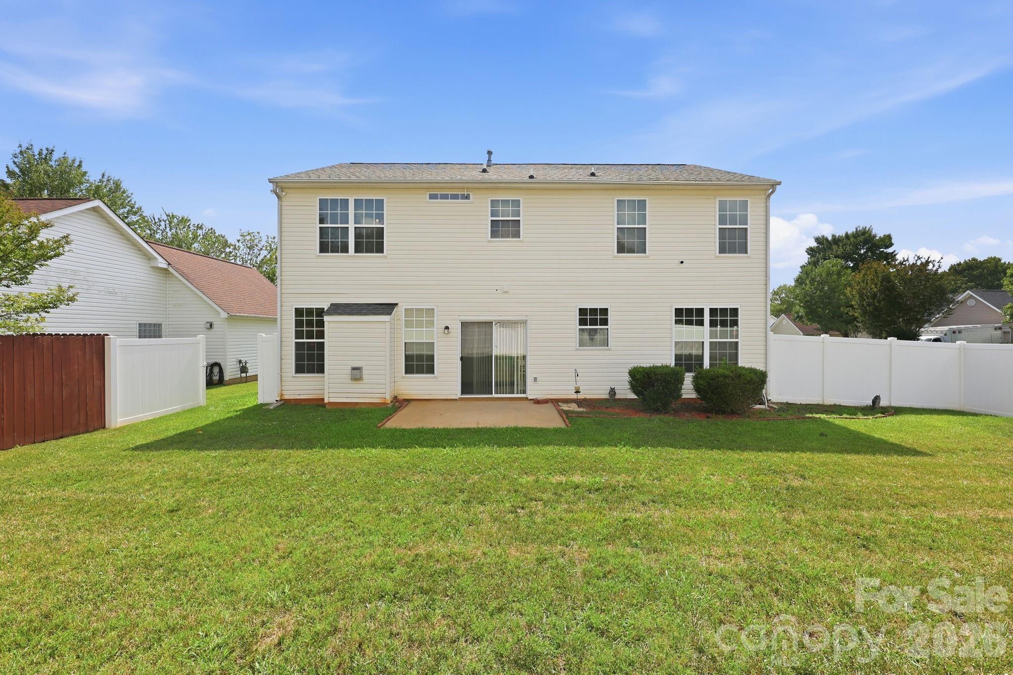 8818 Norway Court — Charlotte