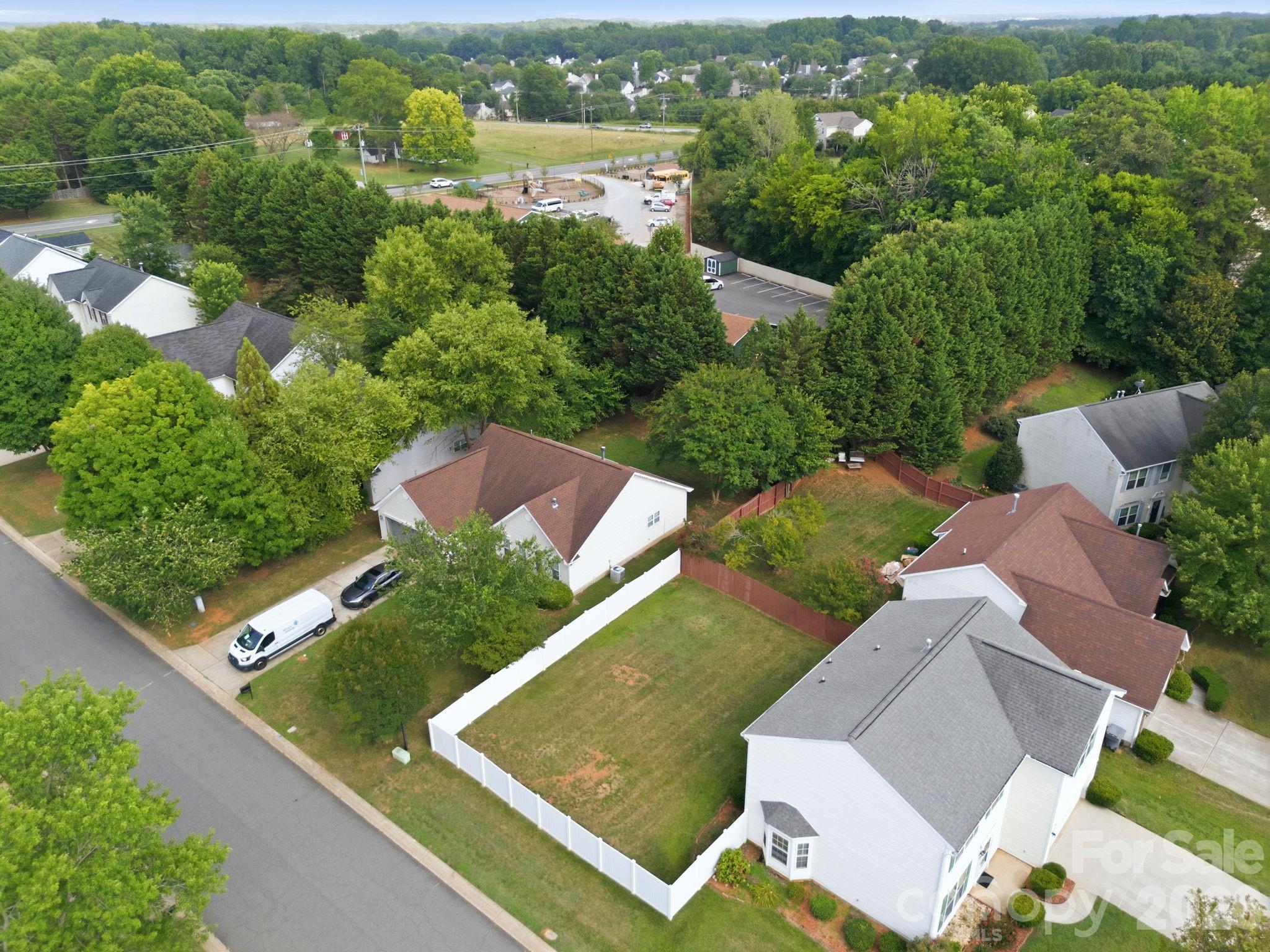 8818 Norway Court — Charlotte