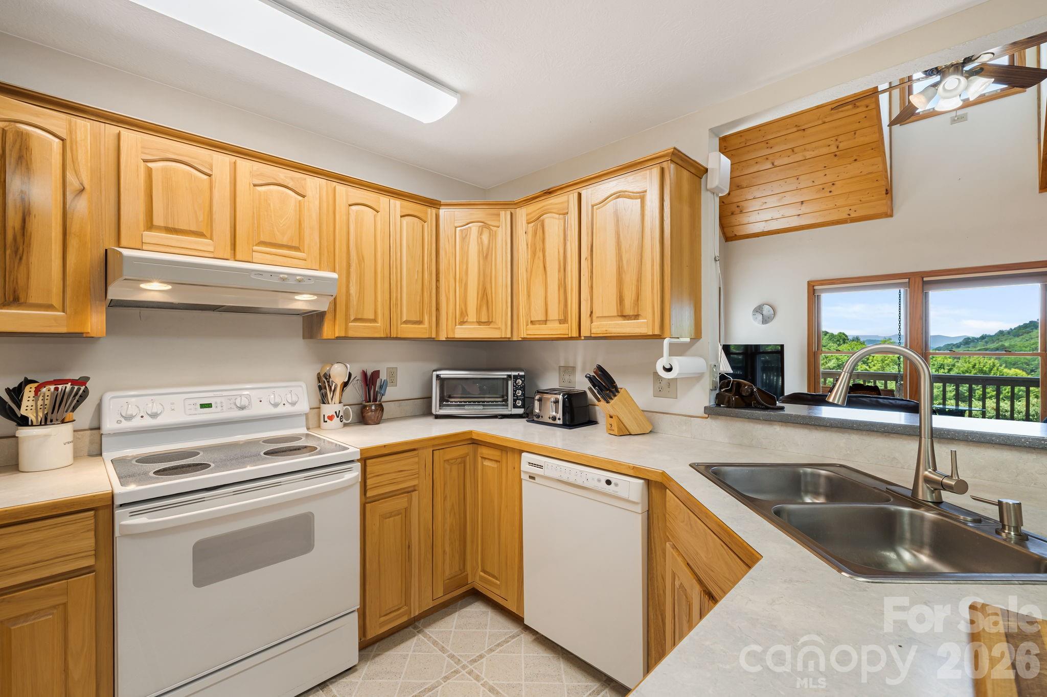 299 Basswood Road — Hot Springs