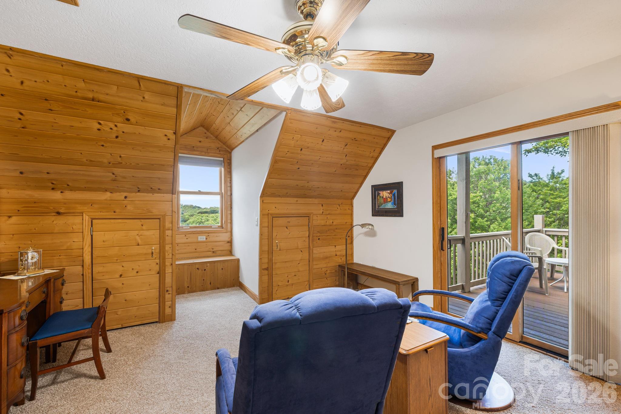 299 Basswood Road — Hot Springs