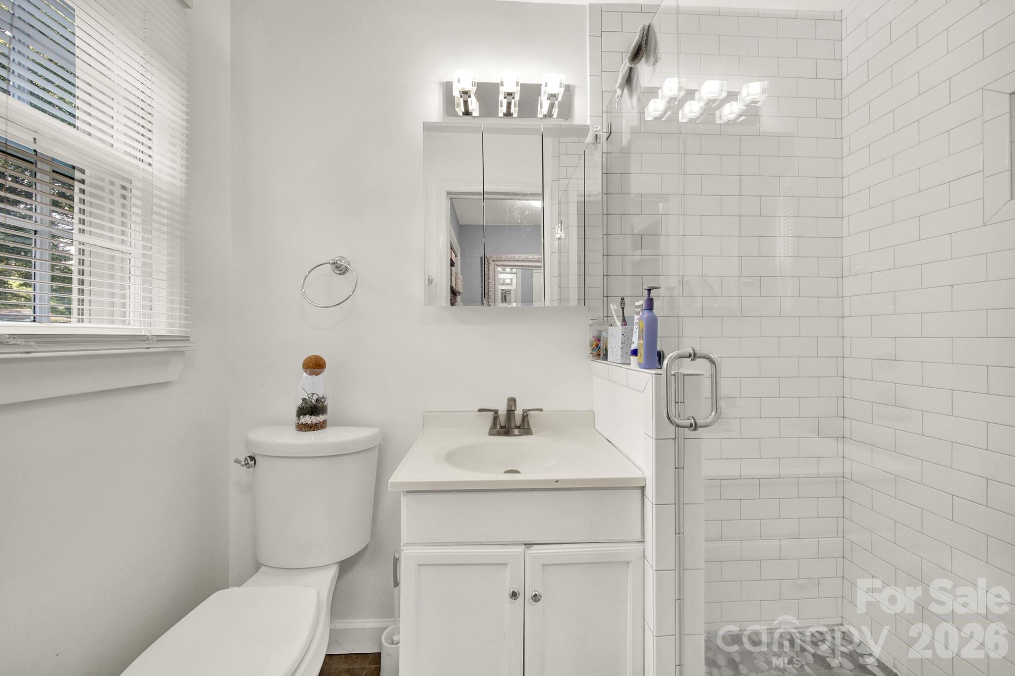 2311 Laurelwood Circle — Charlotte