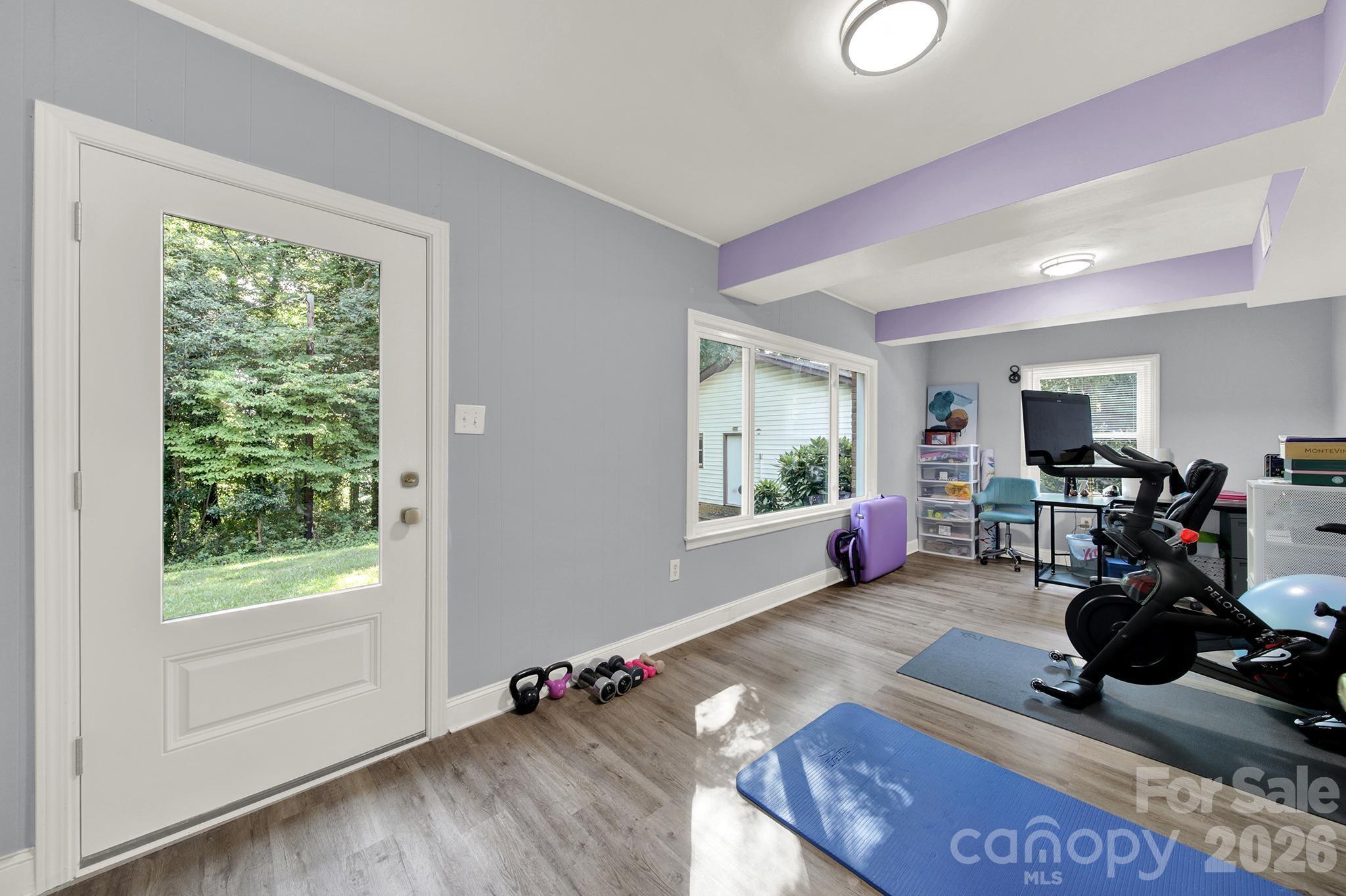 2311 Laurelwood Circle — Charlotte