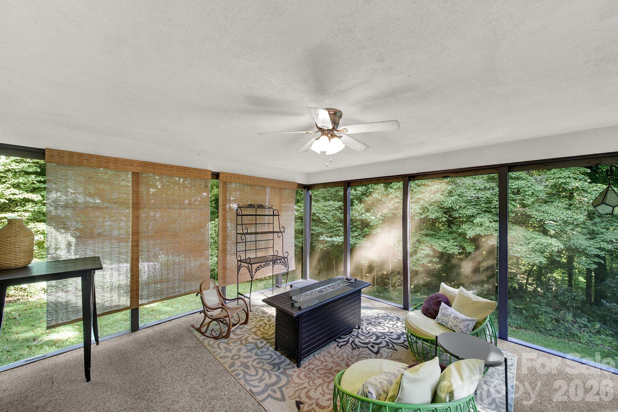 2311 Laurelwood Circle — Charlotte