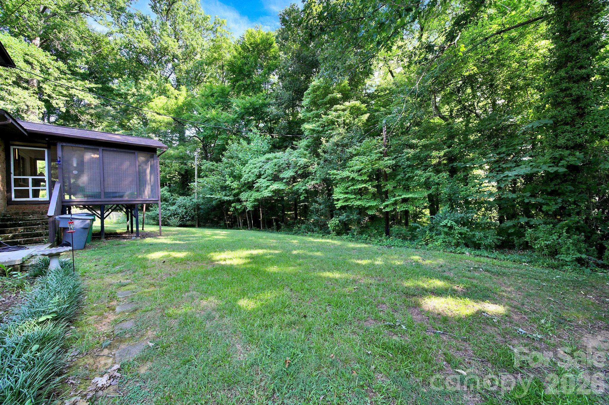 2311 Laurelwood Circle — Charlotte